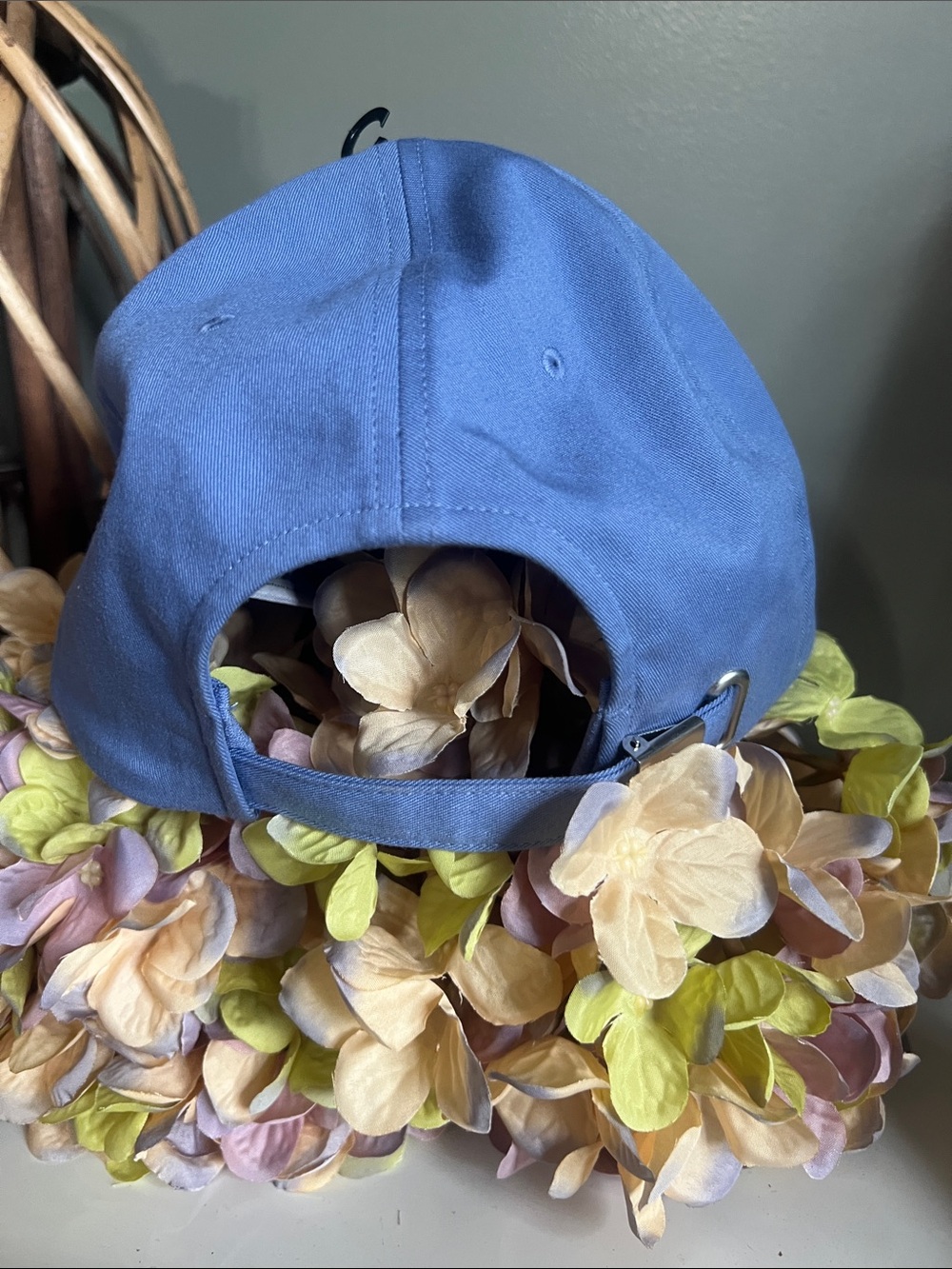 lululemon athletica Light Blue Embroidered Logo Baseball Cap - Picture 2 of 7